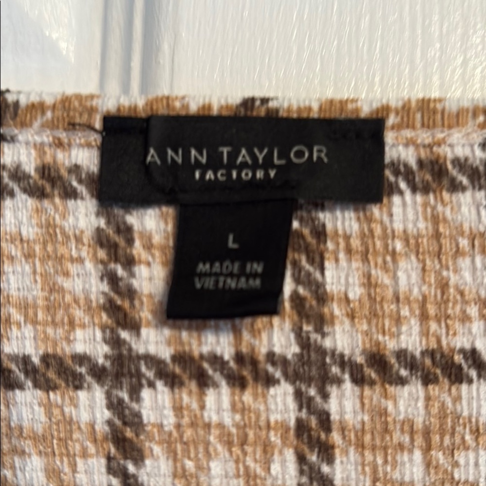 Plaid V-Neck Ruffle Blouse - Picture 2 of 4
